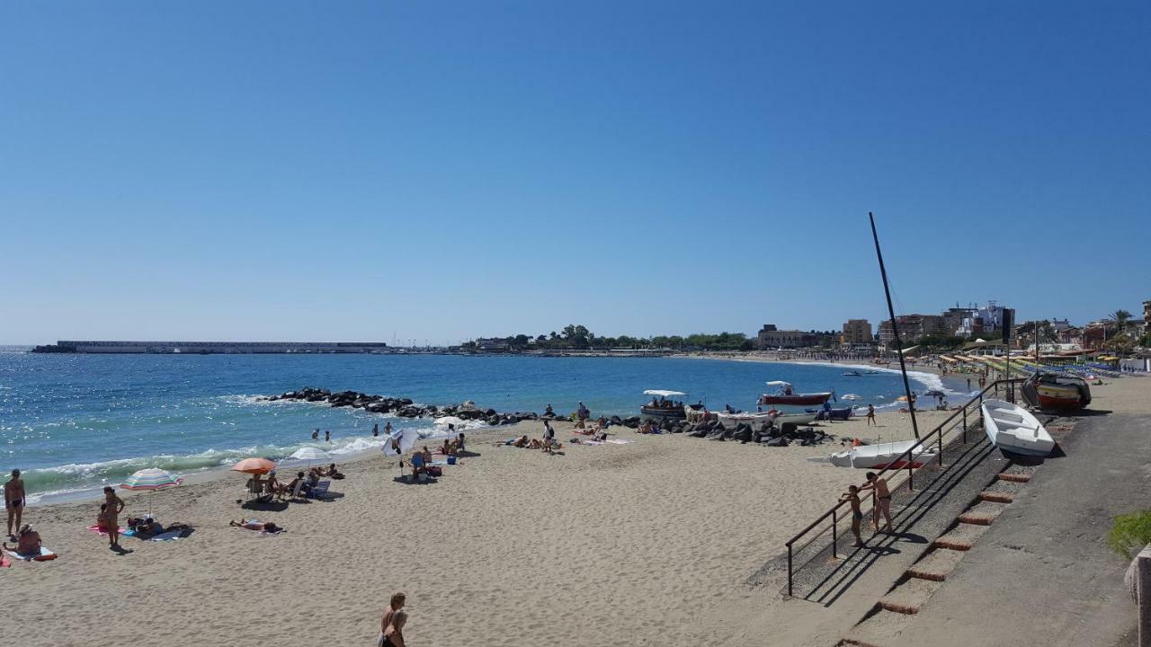 Casa Dany&Olga Διαμέρισμα Giardini Naxos Εξωτερικό φωτογραφία