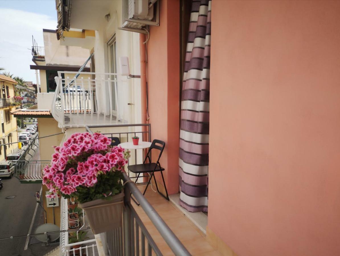Casa Dany&Olga Διαμέρισμα Giardini Naxos Εξωτερικό φωτογραφία